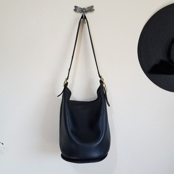 Coach Handbags - COACH Vintage Duffle Sac